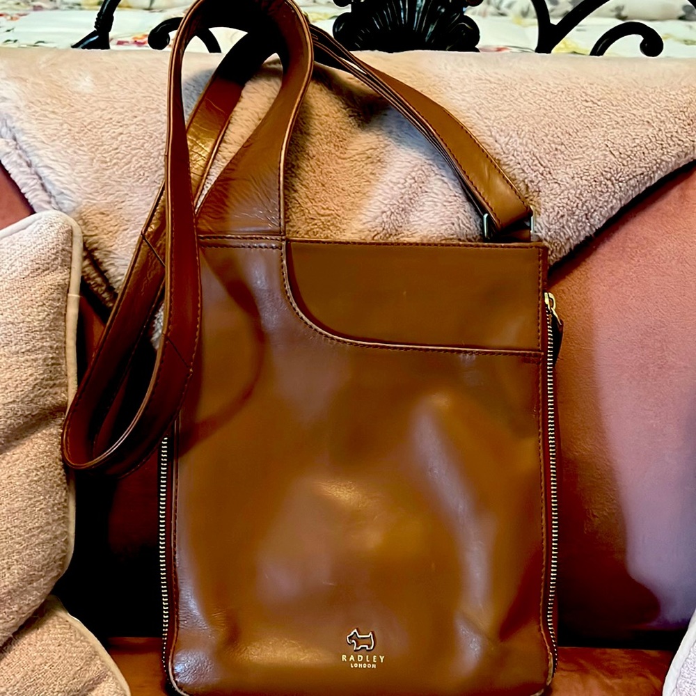 - Radley London Cross Body